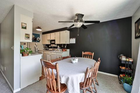 491 Halifax Cir, Cincinnati, OH 45244 photo 8