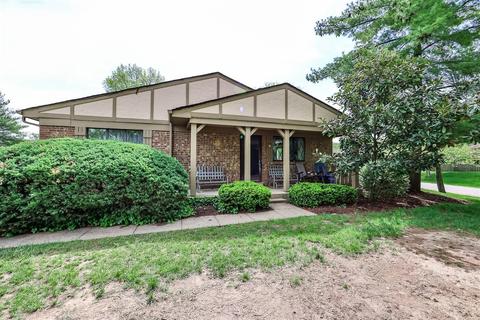 491 Halifax Cir, Cincinnati, OH 45244 photo 2