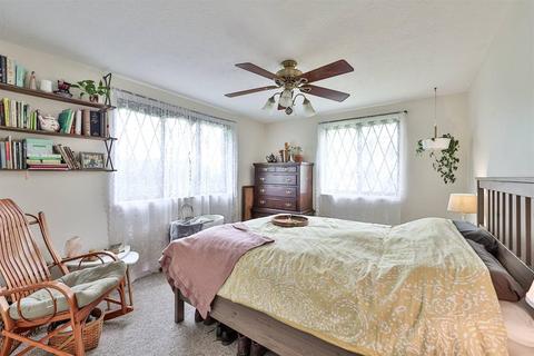 491 Halifax Cir, Cincinnati, OH 45244 photo 11