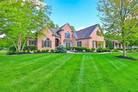 64 Gaslight Ln, Montgomery, OH 45249 photo 1