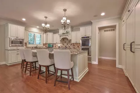 64 Gaslight Ln, Montgomery, OH 45249 photo 9