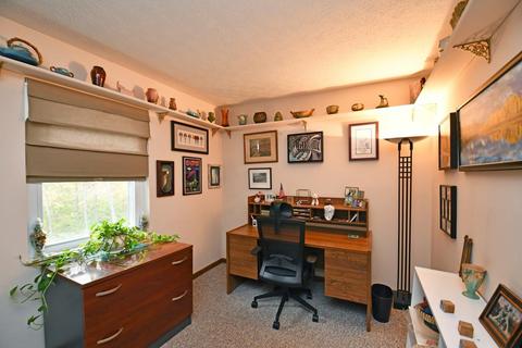 1813 Lockbourne Dr, Cincinnati, OH 45240 photo 17
