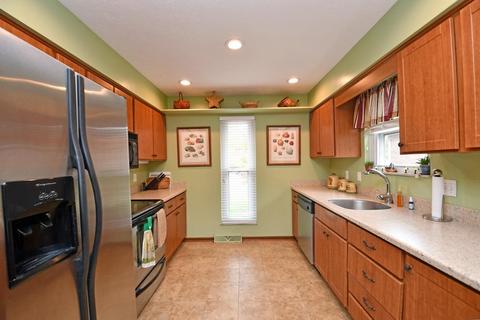 1813 Lockbourne Dr, Cincinnati, OH 45240 photo 11