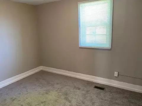 80 Short St, Wilmington, OH 45177 photo 8