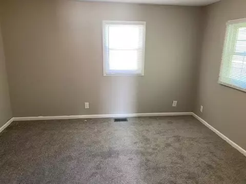 80 Short St, Wilmington, OH 45177 photo 9
