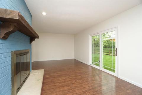 2185 Gardner Rd, Hamilton, OH 45013 photo 8