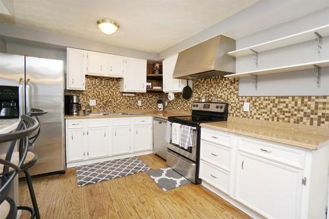610 Ridgeview Dr, Harrison, OH 45030 photo 9