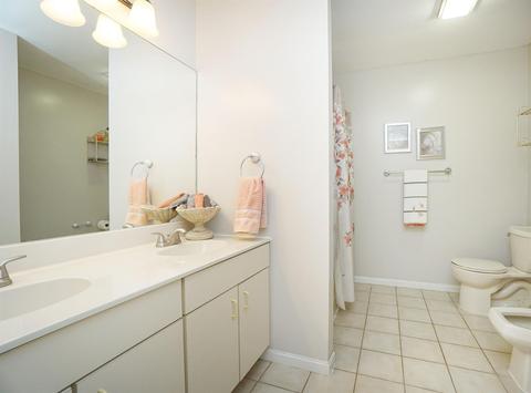 2047 Greenpine Dr, Cincinnati, OH 45231 photo 20