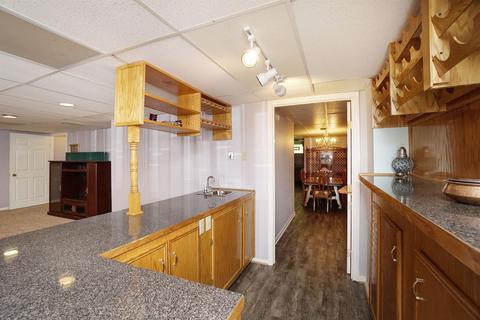 2047 Greenpine Dr, Cincinnati, OH 45231 photo 30