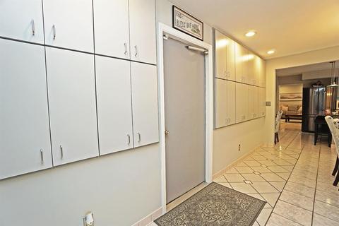 2047 Greenpine Dr, Cincinnati, OH 45231 photo 15