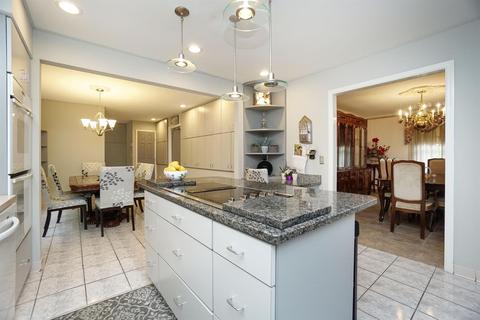 2047 Greenpine Dr, Cincinnati, OH 45231 photo 13