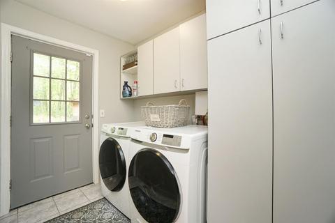 2047 Greenpine Dr, Cincinnati, OH 45231 photo 17