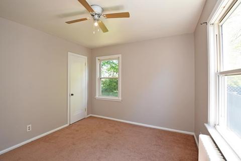 6832 Somerset Dr, Cincinnati, OH 45224 photo 20