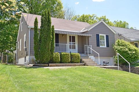 6832 Somerset Dr, Cincinnati, OH 45224 photo 2