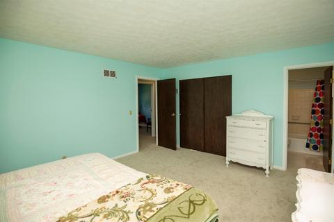 3669 Centurion Dr, Cincinnati, OH 45211 photo 17