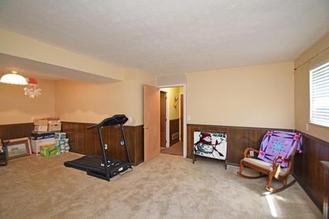 1718 Fallbrook Ln, Cincinnati, OH 45240 photo 21