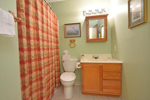 1718 Fallbrook Ln, Cincinnati, OH 45240 photo 17