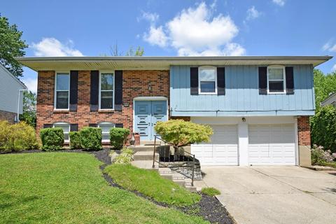 1718 Fallbrook Ln, Cincinnati, OH 45240 photo 1