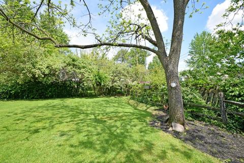1718 Fallbrook Ln, Cincinnati, OH 45240 photo 27