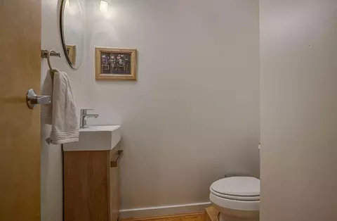 1306 Main St #1, Cincinnati, OH 45202 photo 24