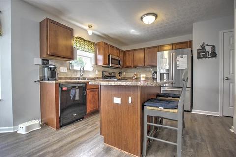 165 Regency Sq, Hamilton Township, OH 45039 photo 4