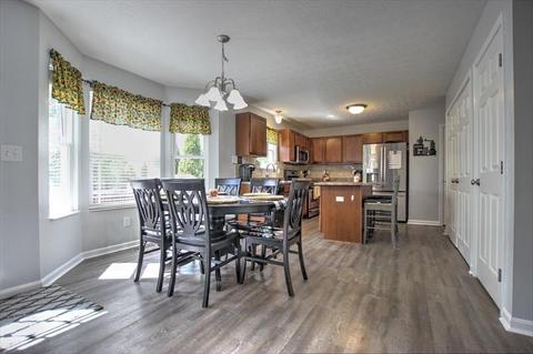165 Regency Sq, Hamilton Township, OH 45039 photo 8