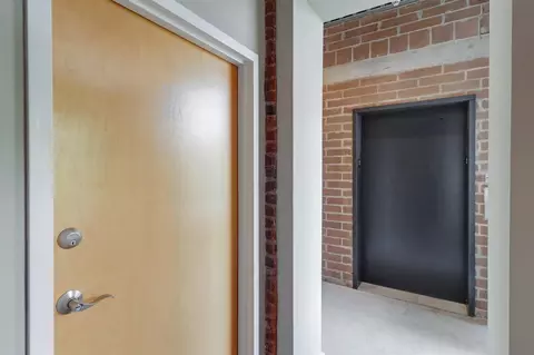 1232 Vine St #1, Cincinnati, OH 45202 photo 3