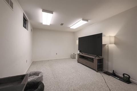 8935 Sandymar Dr, Cincinnati, OH 45242 photo 40