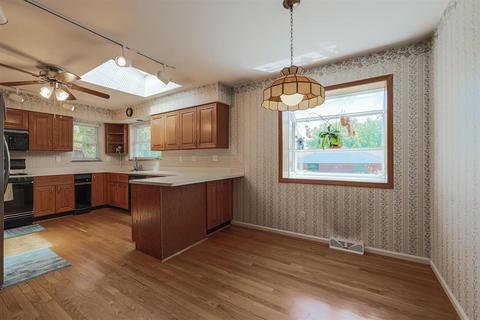 8935 Sandymar Dr, Cincinnati, OH 45242 photo 12