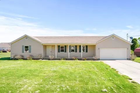 107 Boulder Dr, Mount Orab, OH 45154 photo 1