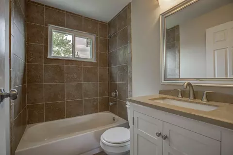 1102 Meadowind Ct, Cincinnati, OH 45231 photo 36