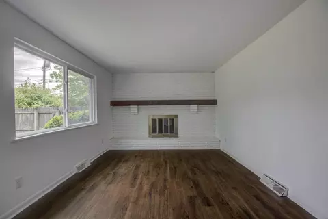 1102 Meadowind Ct, Cincinnati, OH 45231 photo 6