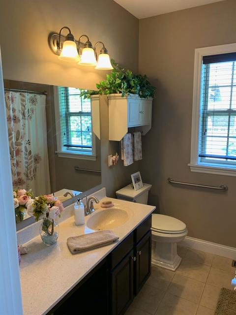 433 Trailview Ct, Cincinnati, OH 45244 photo 3