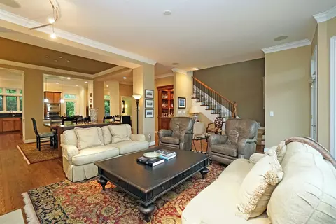 1164 Riverside Dr, Cincinnati, OH 45202 photo 8