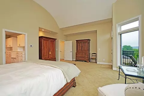 1164 Riverside Dr, Cincinnati, OH 45202 photo 23