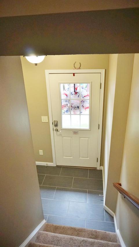7474 Bridge Point Dr, Cincinnati, OH 45248 photo 3