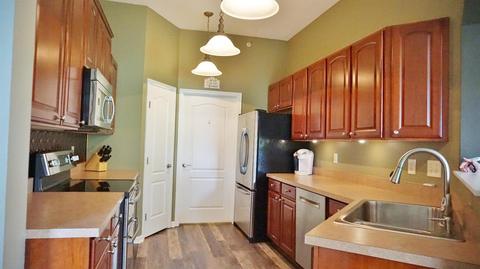 7474 Bridge Point Dr, Cincinnati, OH 45248 photo 9