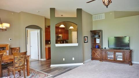 7474 Bridge Point Dr, Cincinnati, OH 45248 photo 8