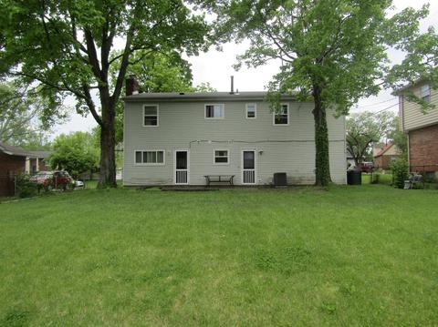 572 Bessinger Dr, Forest Park, OH 45240 photo 2