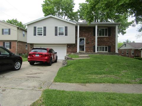 572 Bessinger Dr, Forest Park, OH 45240 photo 1