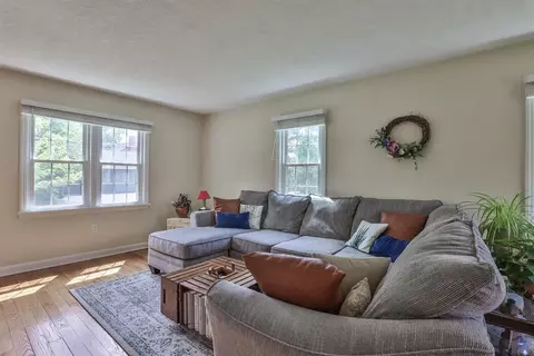 1 Kendale Ct, Cincinnati, OH 45236 photo 6