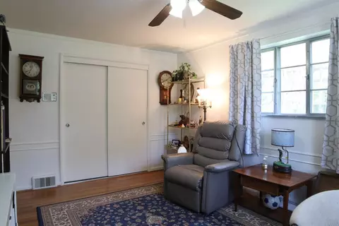 908 Timber Trl, Cincinnati, OH 45224 photo 16