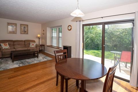 2831 Phaeton Ln, Maineville, OH 45039 photo 4
