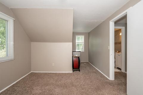 65 Hamlin Dr, Greenhills, OH 45218 photo 35
