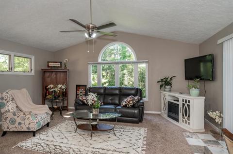 65 Hamlin Dr, Greenhills, OH 45218 photo 21