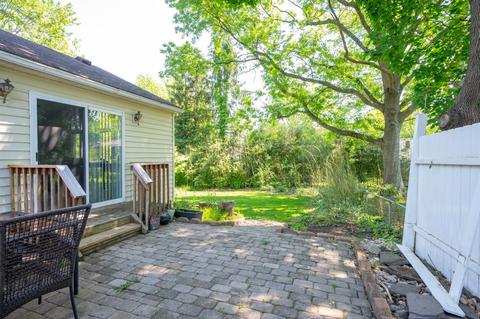 65 Hamlin Dr, Greenhills, OH 45218 photo 41