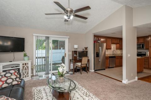 65 Hamlin Dr, Greenhills, OH 45218 photo 24