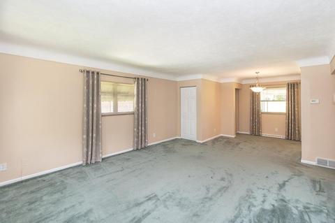 1292 Mckeone Ave, Cincinnati, OH 45205 photo 8