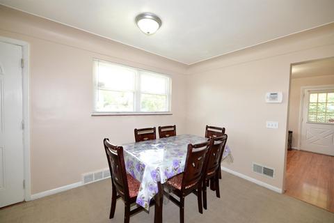 8789 Constance Ln, Cincinnati, OH 45231 photo 4