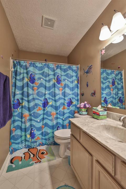 9675 Fallshill Cir, Cincinnati, OH 45231 photo 25